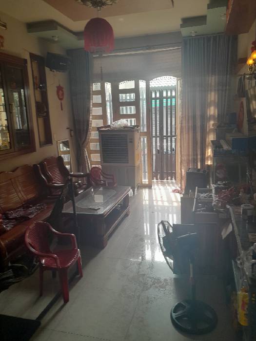 bán nhà 2 tầng hẻm 4m